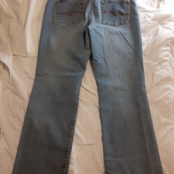 Jordache Straight Leg Jeans Light Blue Size 15/16 - Picture 2 of 5